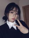 眼镜妹萌萌