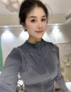 瑜伽少妇